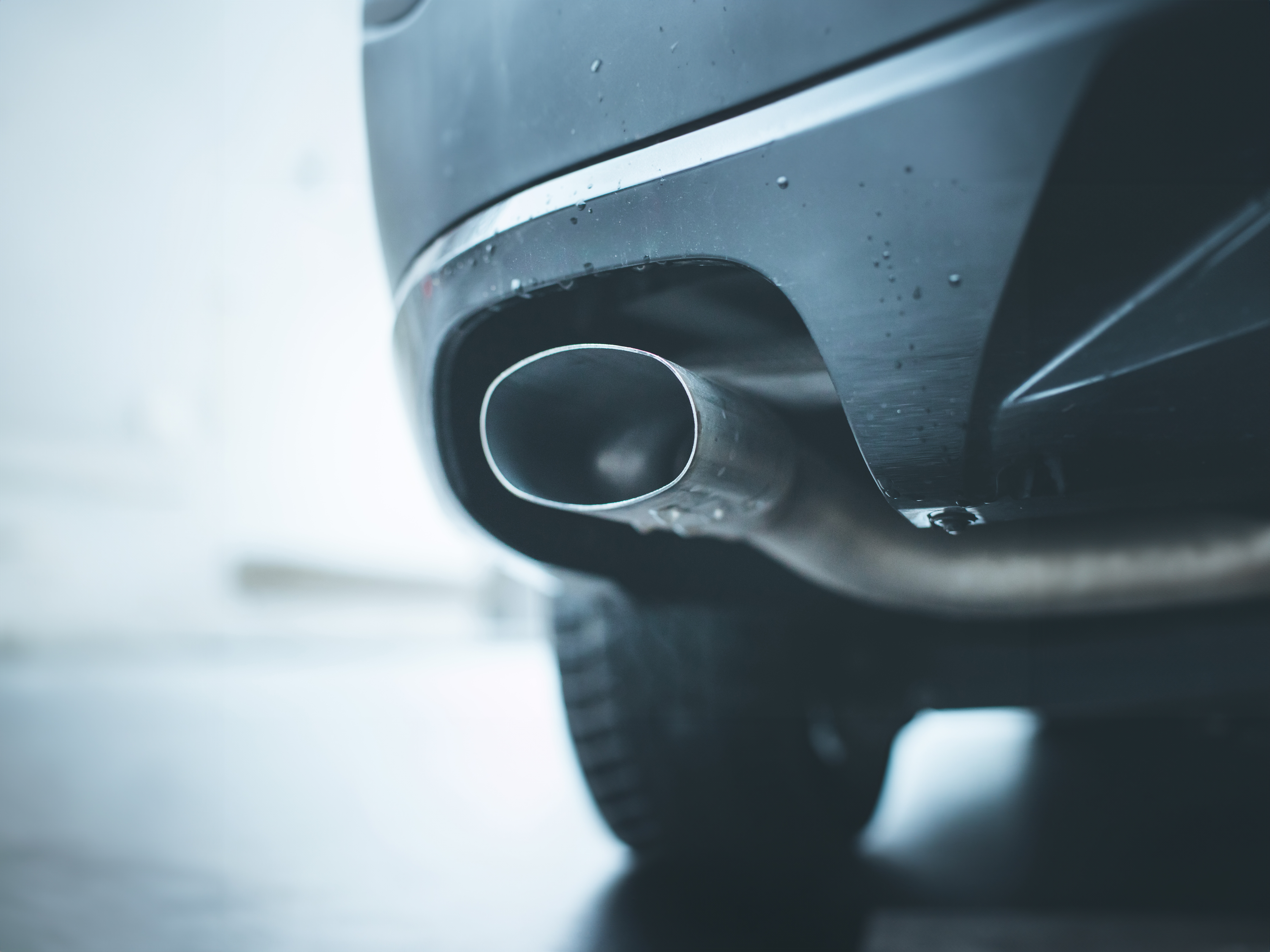 Auspuffendrohr, Abgase